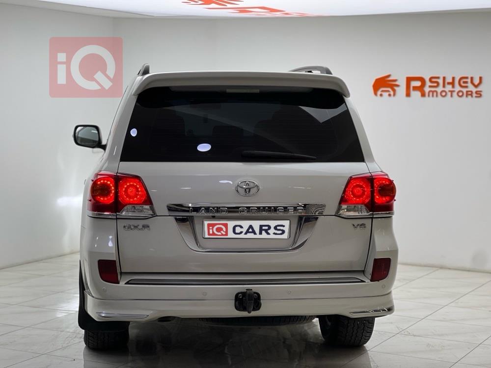 تويوتا لاندكروزر